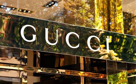 gucci titolo borsa 2019|Azioni KERING: quotazioni, grafico e notizie .